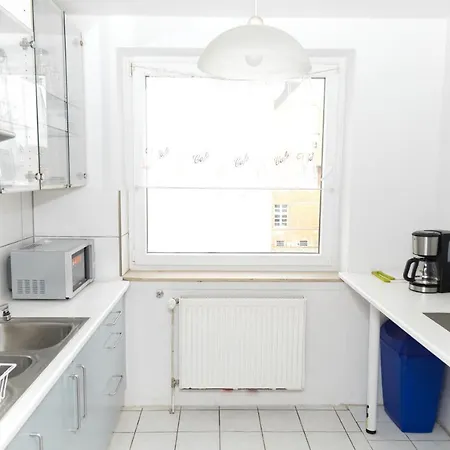 Othman Anderter Strasse 55g * Hanower