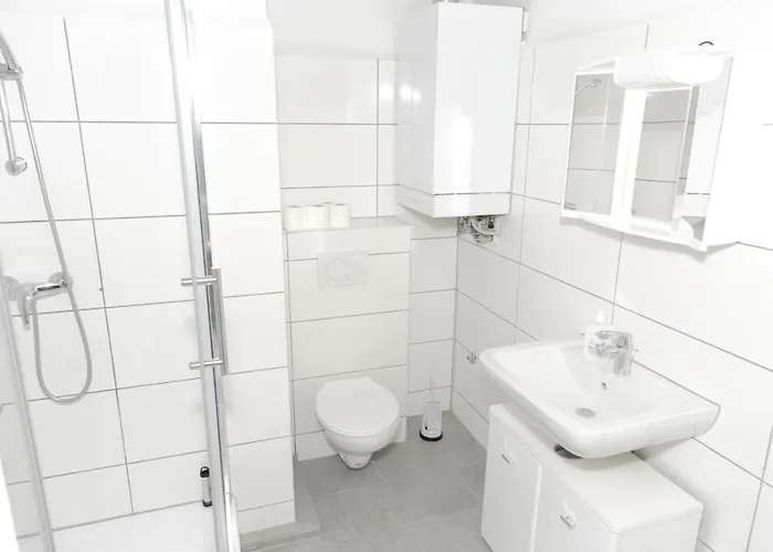 Othman Anderter Strasse 55g * Ганновер